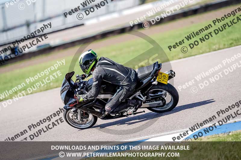 Rockingham no limits trackday;enduro digital images;event digital images;eventdigitalimages;no limits trackdays;peter wileman photography;racing digital images;rockingham raceway northamptonshire;rockingham trackday photographs;trackday digital images;trackday photos